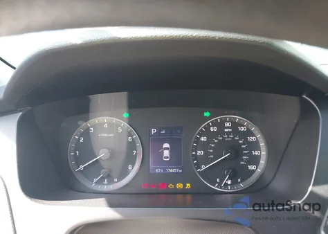 2017 Hyundai Sonata z USA, uszkodzony, nr VIN 5NPE24AF1HH557976